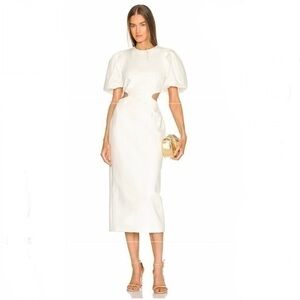 elliatt ingrid floral embroidered midi dress Elliatt Ingrid Floral-Embroidered Midi-Dress